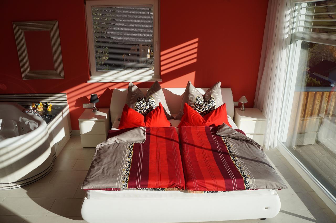 Apartment บาด ไคลน์เคิร์ชไฮม์ ภายนอก รูปภาพ
